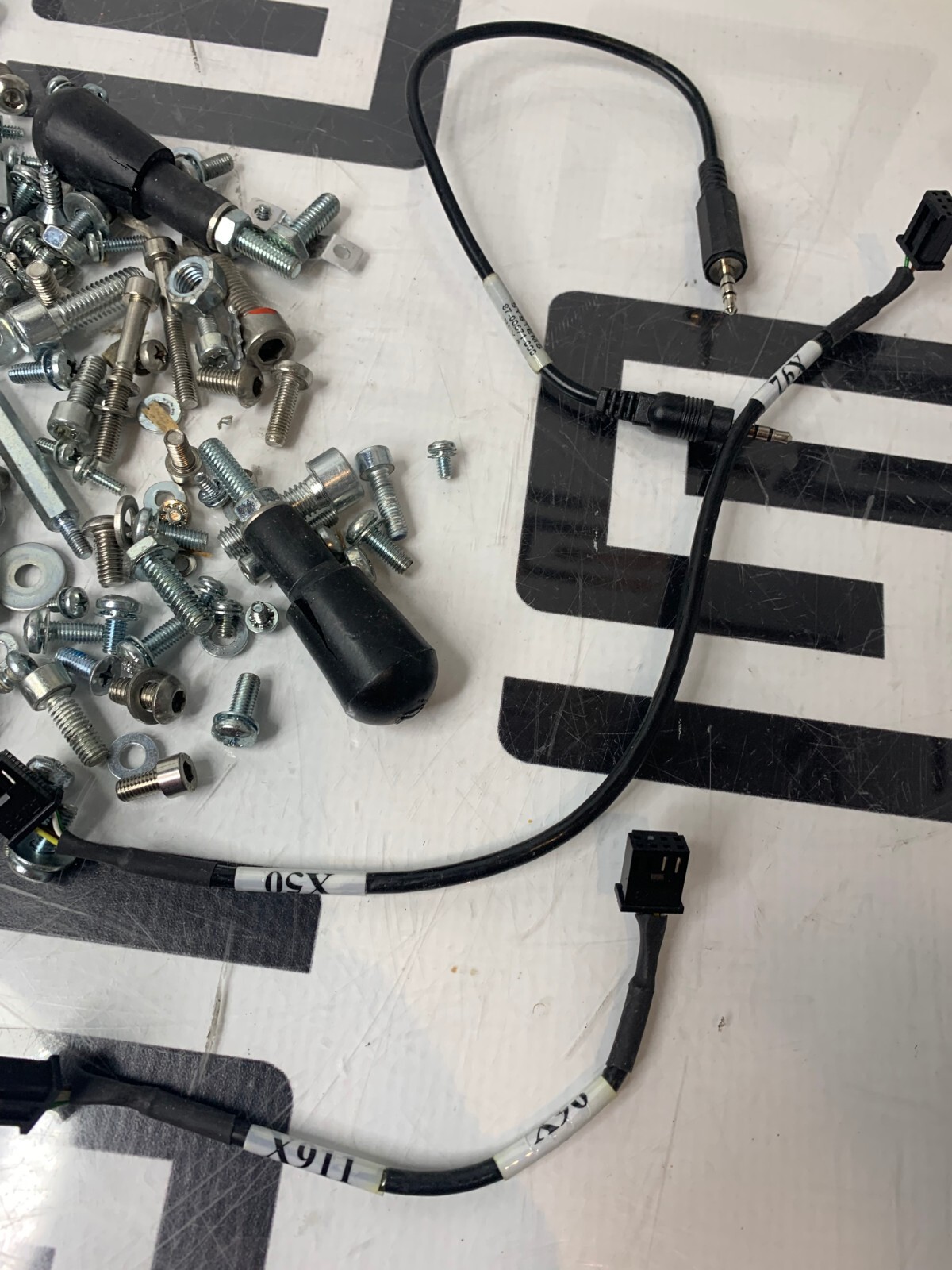 Used Gendex Orthoralix DDE 9200 Pan Dental XRay Hardware Bolt Screw