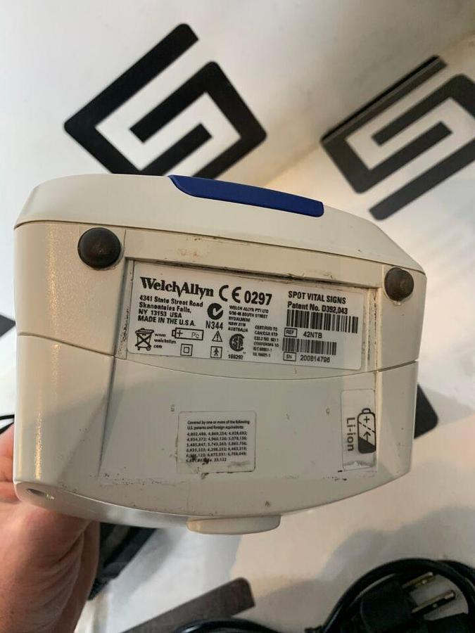 Used WELCH ALLYN Spot Vital Signs 420 Series
