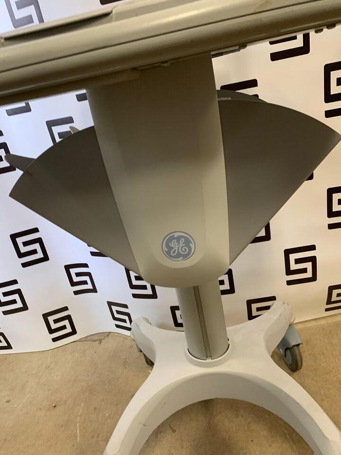 Used GE MAC 5000 MODULAR TROLLEY