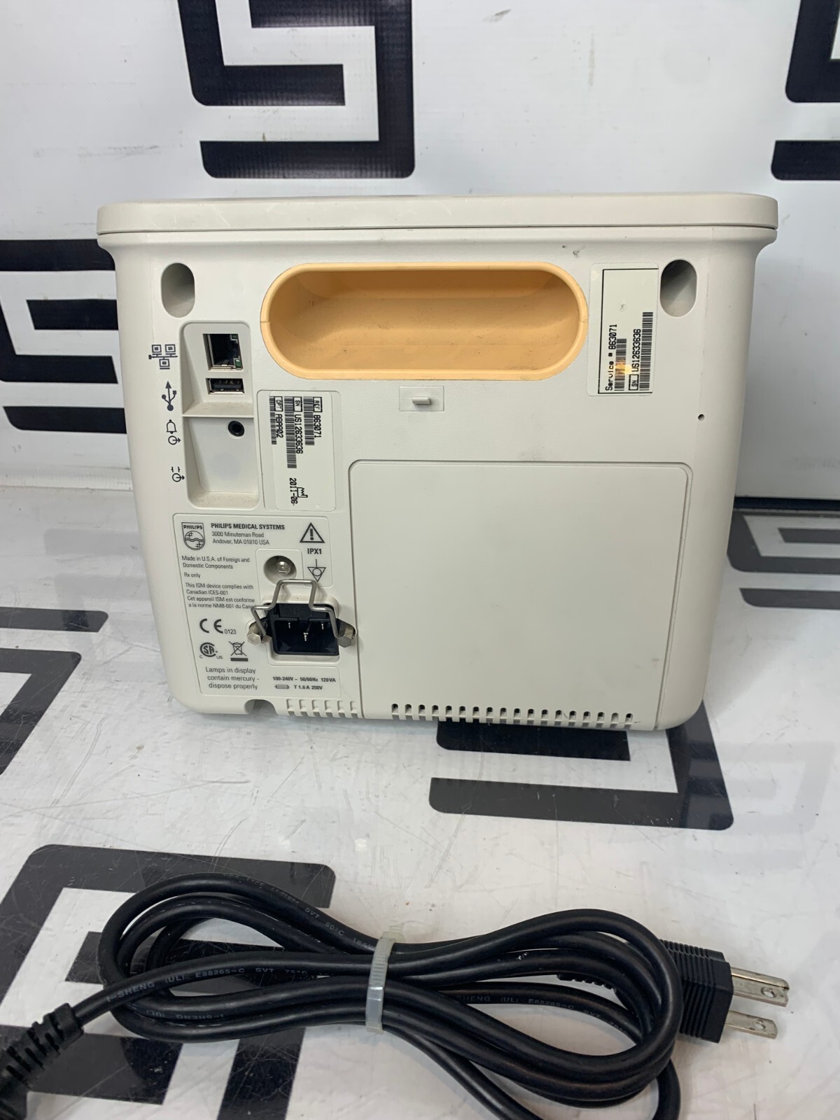 Used Philips Suresigns VS3 Vital Signs 863071 Pulse SpO2 NBP NIBP 30 DAY WARRANTY