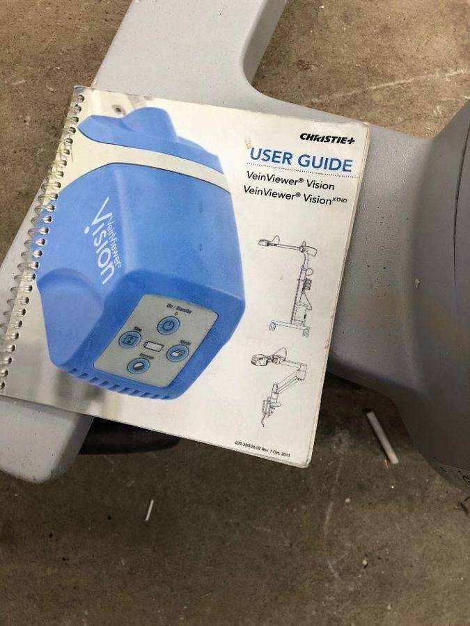 Used CHRISTIE VEINVIEWER VISION VEIN FINDER VIEWER W/ GOOD BATTERY