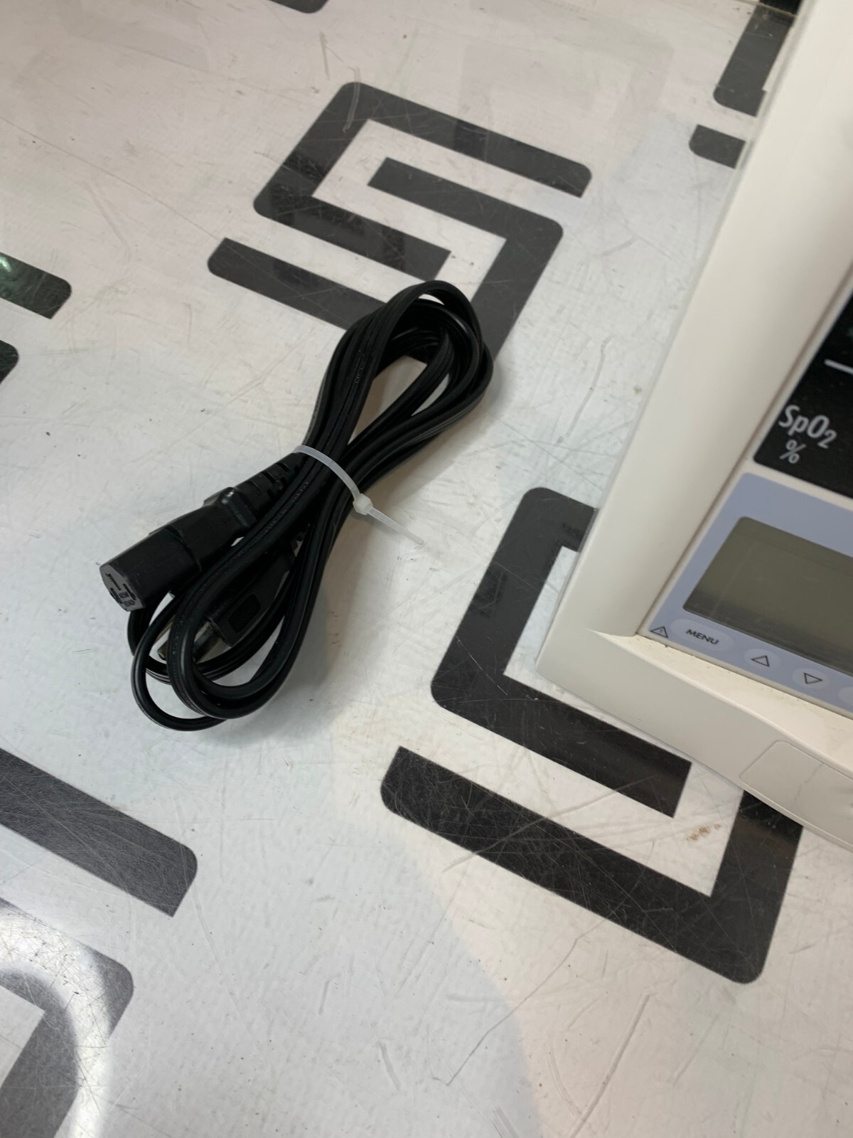 Used Mindray Datascope Accutorr Plus Patient Bedside Vitals Monitor NIBP SPO2 Battery