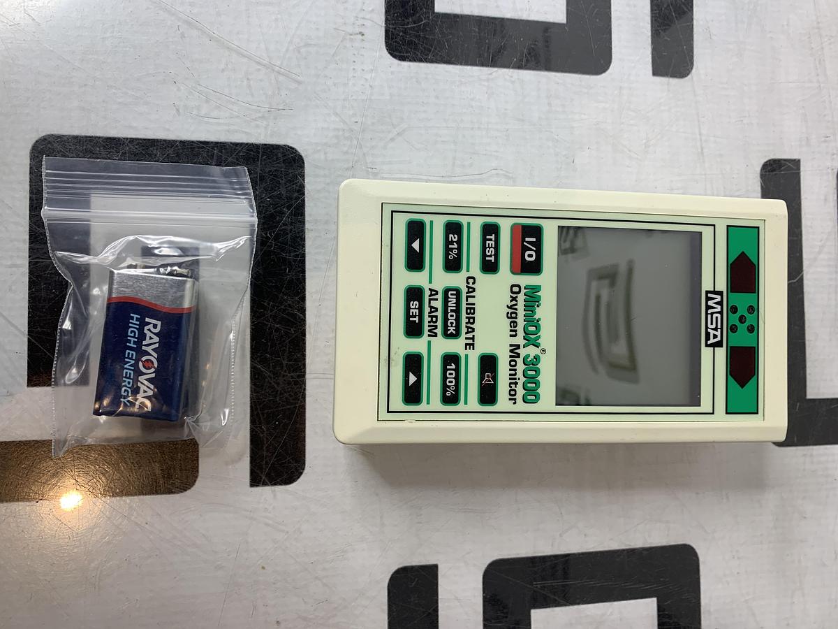 Used MSA MiniOX 3000 Oxygen Monitor W/ Cable NEW BATTERY P/N 710817 Ohio
