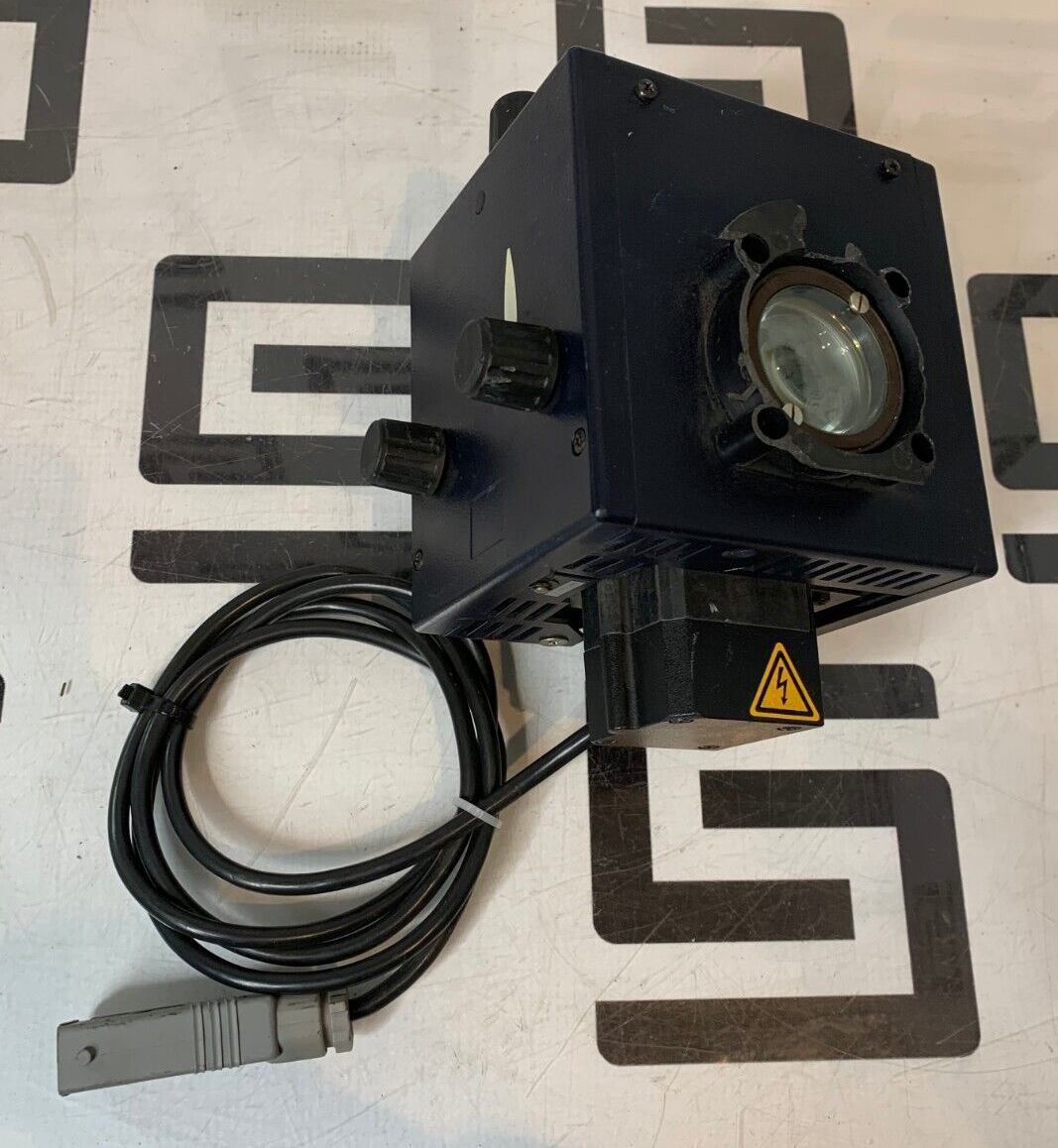 Used Leica Microscope Fluorescent Bulb Holder 7Pin Connector 100W HG Type 307-072.057