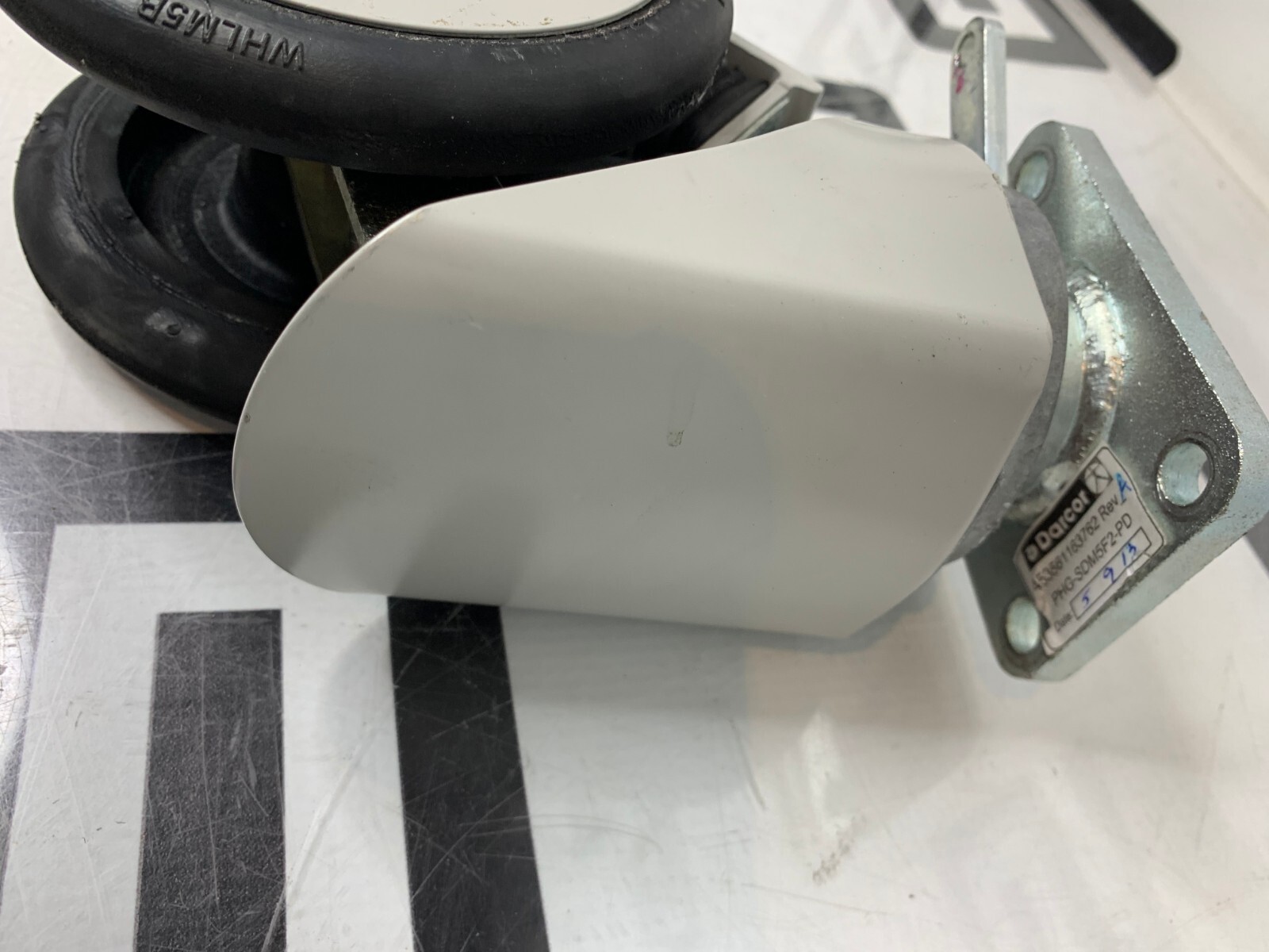 Used PHILIPS IU22 IE33 453561163762 5" REAR WHEEL SH ABS SWIVEL LOCK CASTER W/O BRAKE