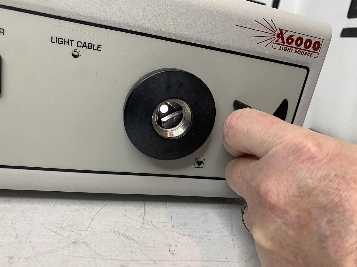 Used Stryker X6000 Light Source 220-185-000 Xenon Lamp Bulb 154 Hrs TESTED WARRANTY