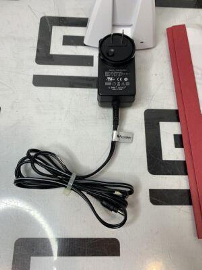 Used ACCUVEIN AV400 W/ Charger Cradle CC300, Power Supply, Battery, Manual AV300 AV500