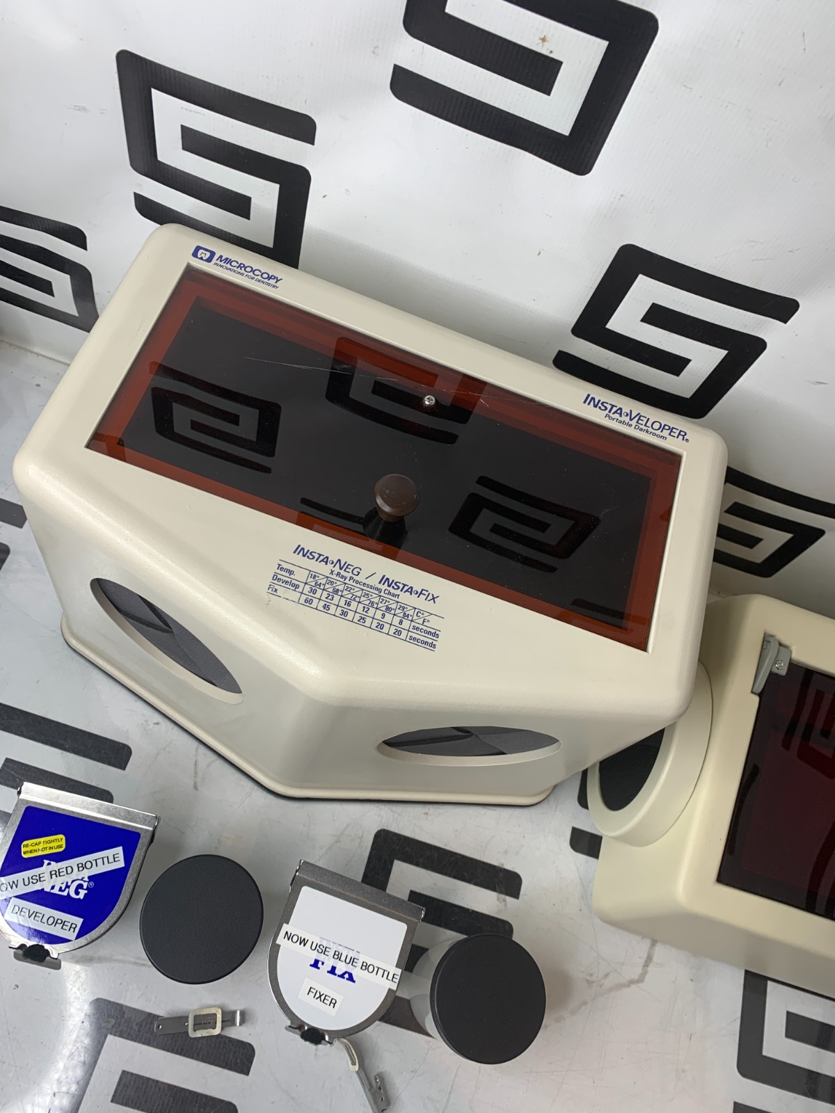 Used Microcopy Insta-Veloper Portable Darkroom Insta-Neg Insta-Fix Starter Kit TESTED