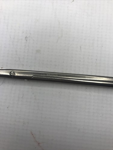 Used V. Mueller CH-2032 Scissors 30 Day Warranty