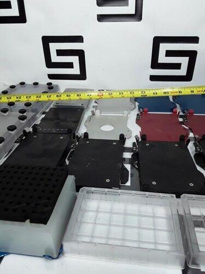 Used ZYMARK AFFYMETRIX Genechip Array Station