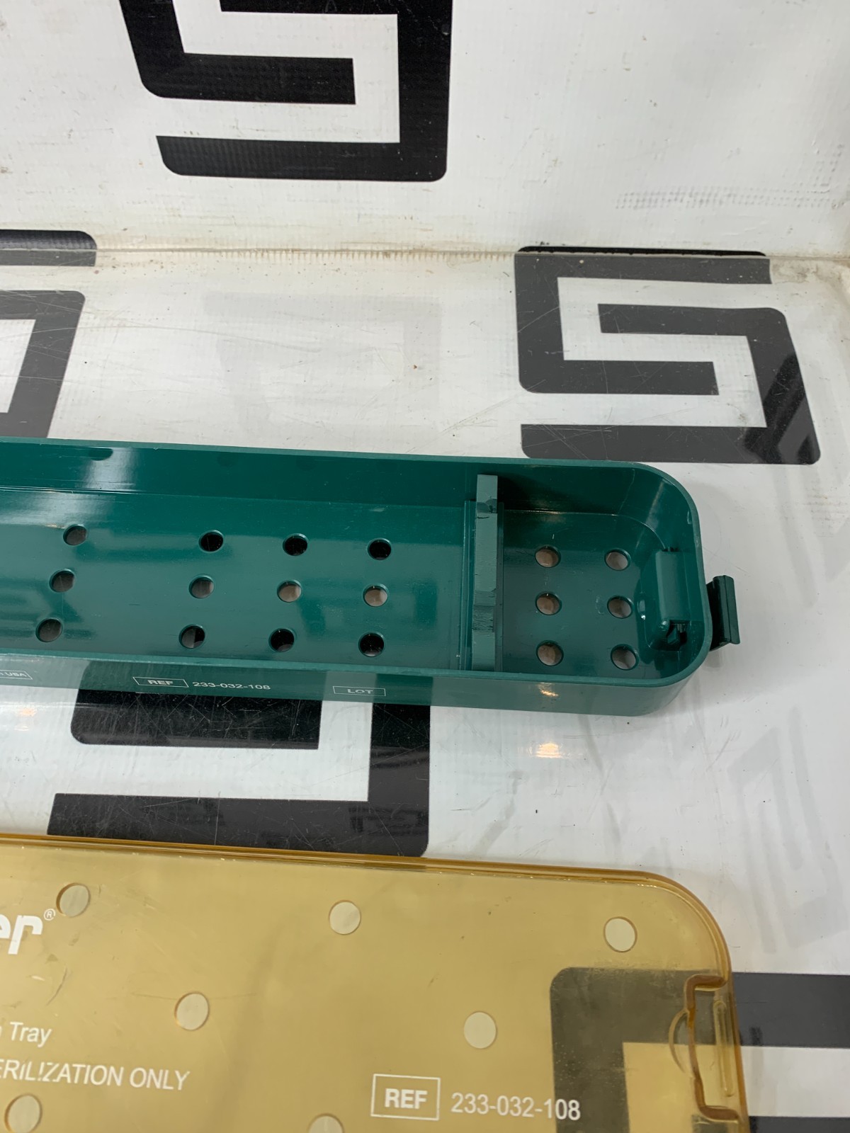 Used Stryker 233-032-108 Laparoscope Sterilization Tray 0233032108 17.5 X 3.25 X 2" B