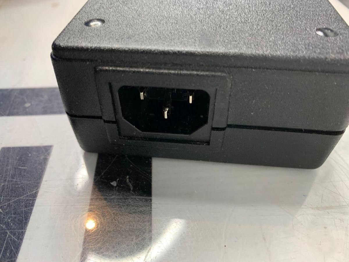 Used P011303 Titan Power Supply Micromaxx P01139  3481 DC REV C OEM