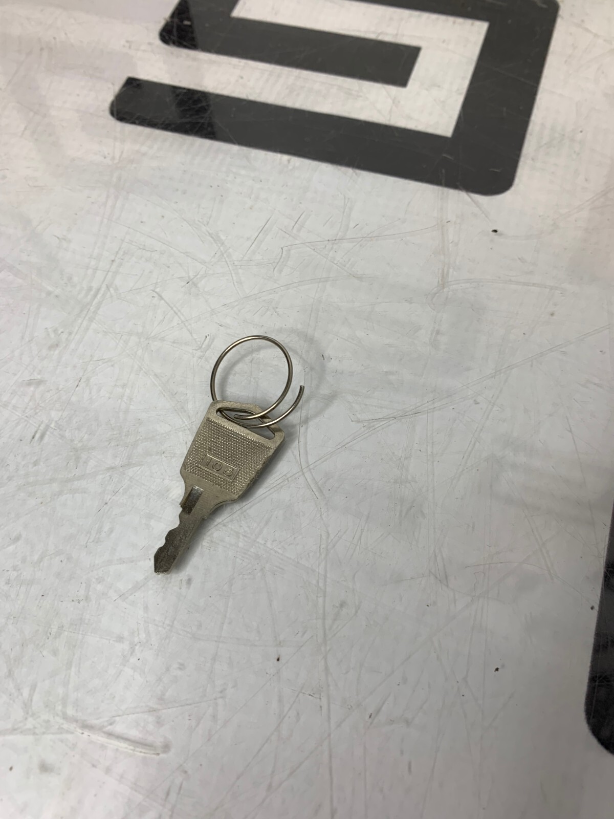 Used ZONARE Z.ONE & ZS3 SmartCart Key for Scan Engine Module Cart Smart Warranty