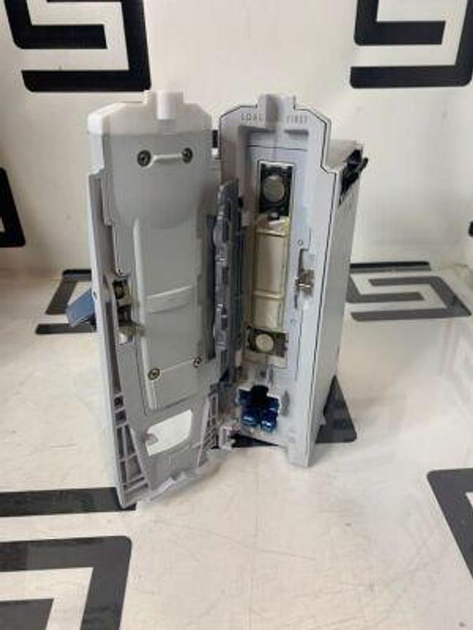 Used BECTON DICKINSON BD Alaris Pump 8100 Carefusion LVP Module