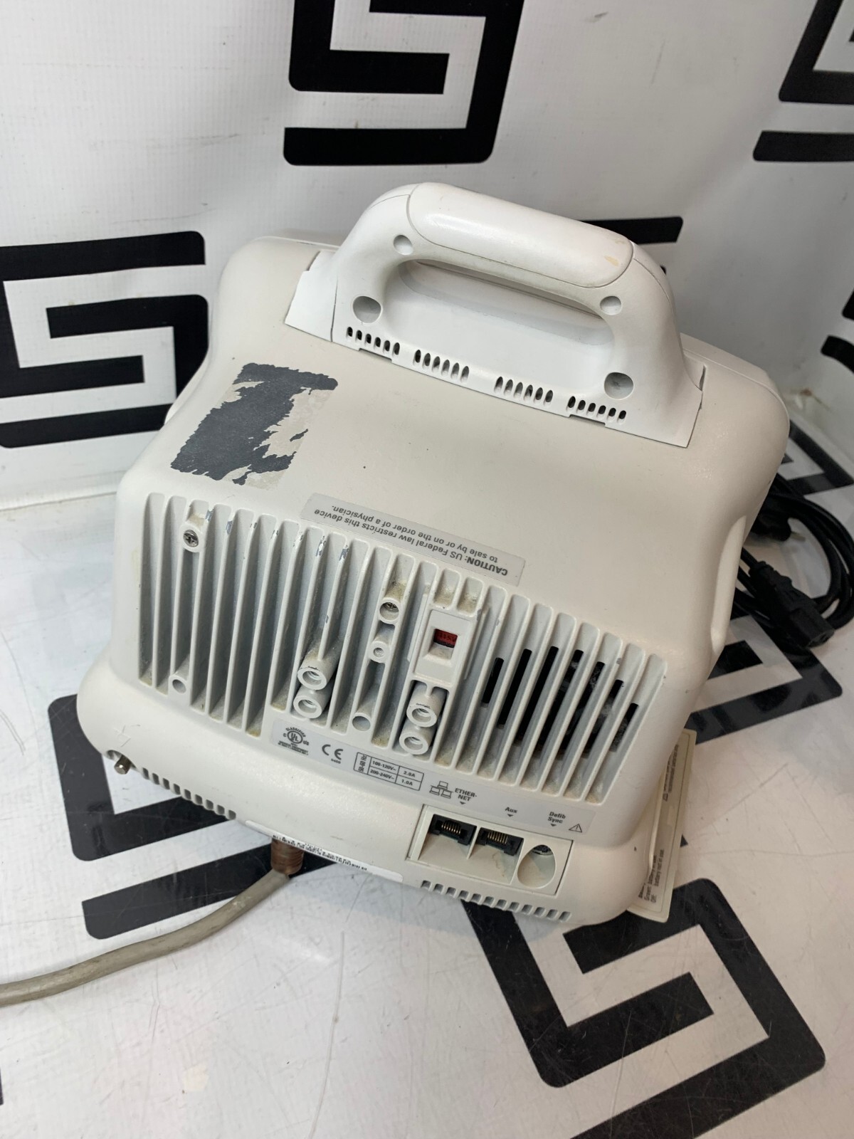 Used GE Dash 3000 Patient Monitor ECG SPo2 NIBP Co2 Temp PARTS