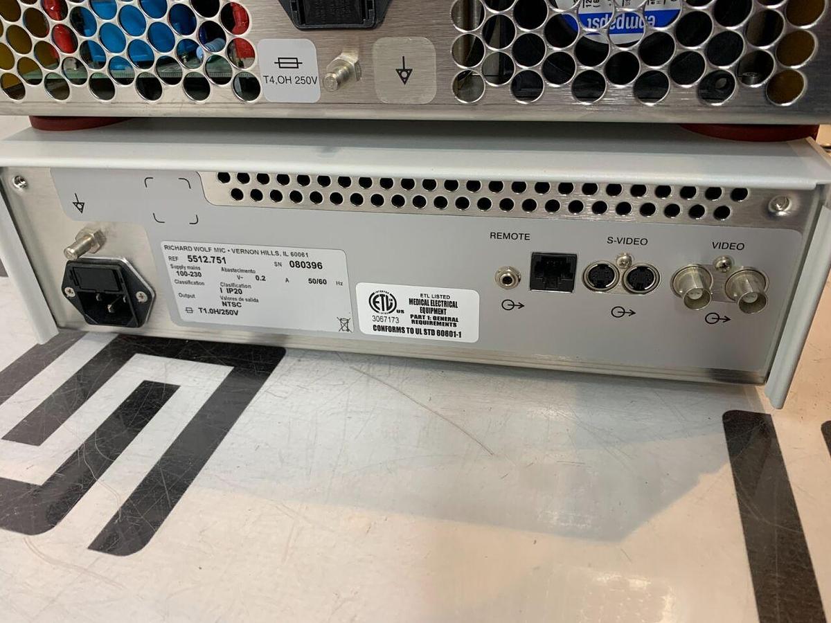 Used R. WOLF 5512 Video Processor 1 CCD Endocam & 5124 LP Light Source
