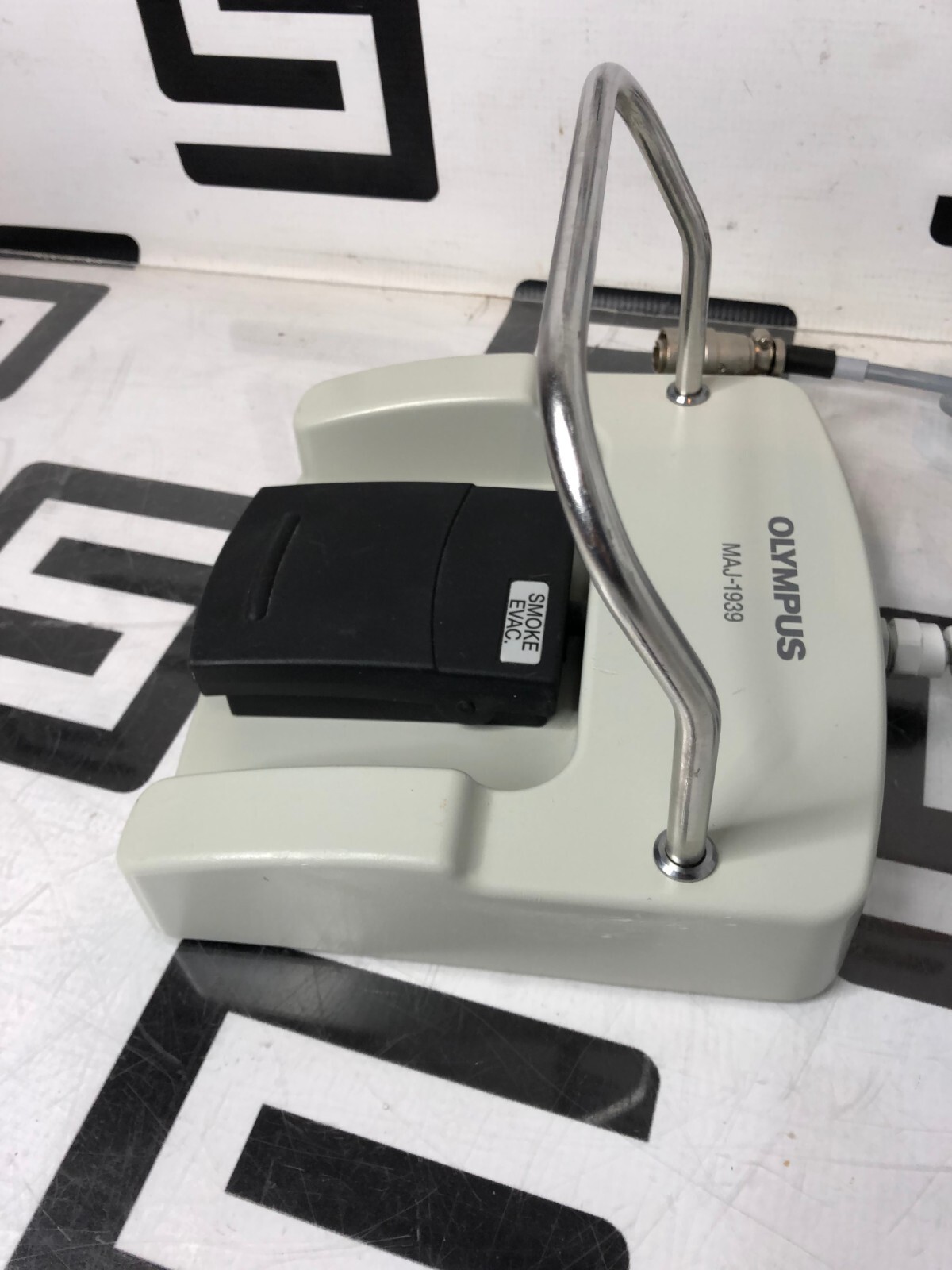 Used Olympus MAJ-1939 Smoke Evacuator Footswitch REF 33.1.57.9.46 Foot Pedal Switch