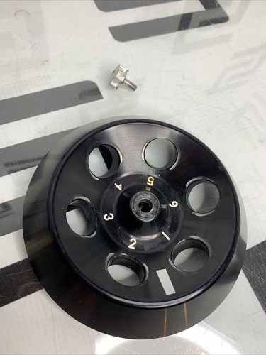 Used CLAY ADAMS COMPACT II 420225 0225 CENTRIFUGE 6 PLACE ROTOR 421320 & SCREW 421261