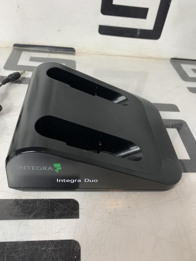 Used Integra REF 90624 LED DUO BATTERY CHARGER Dual w/ Power Supply