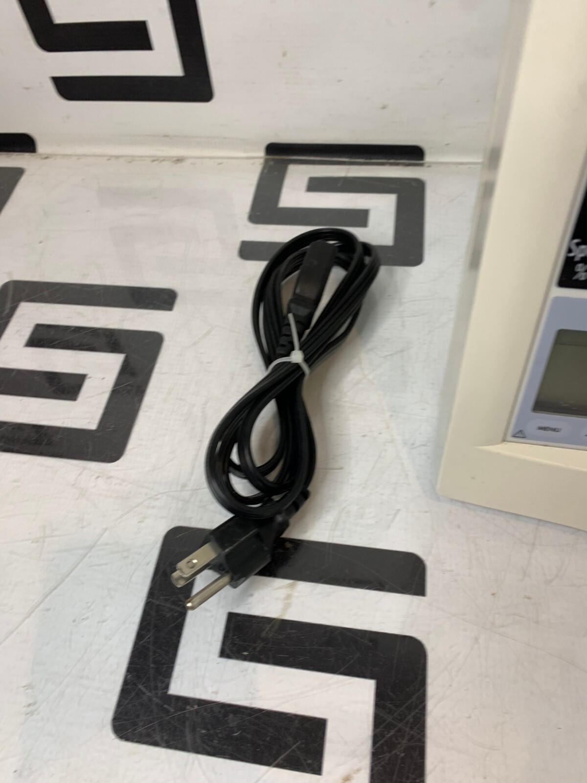 Used Mindray Datascope Accutorr Plus Patient Bedside Vitals Monitor NIBP SPO2 Battery