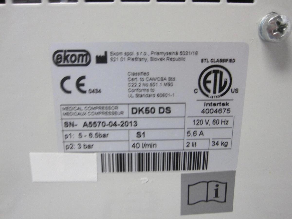 Used Ekom DK50 DS SMART Medical Artificial Ventilation Air 2 Liter 1479 hrs W/ STAND