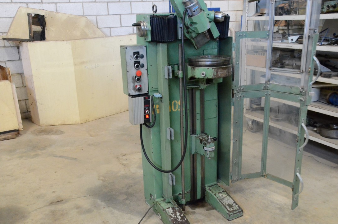 Usado Rectificadora de Centros REM #4497