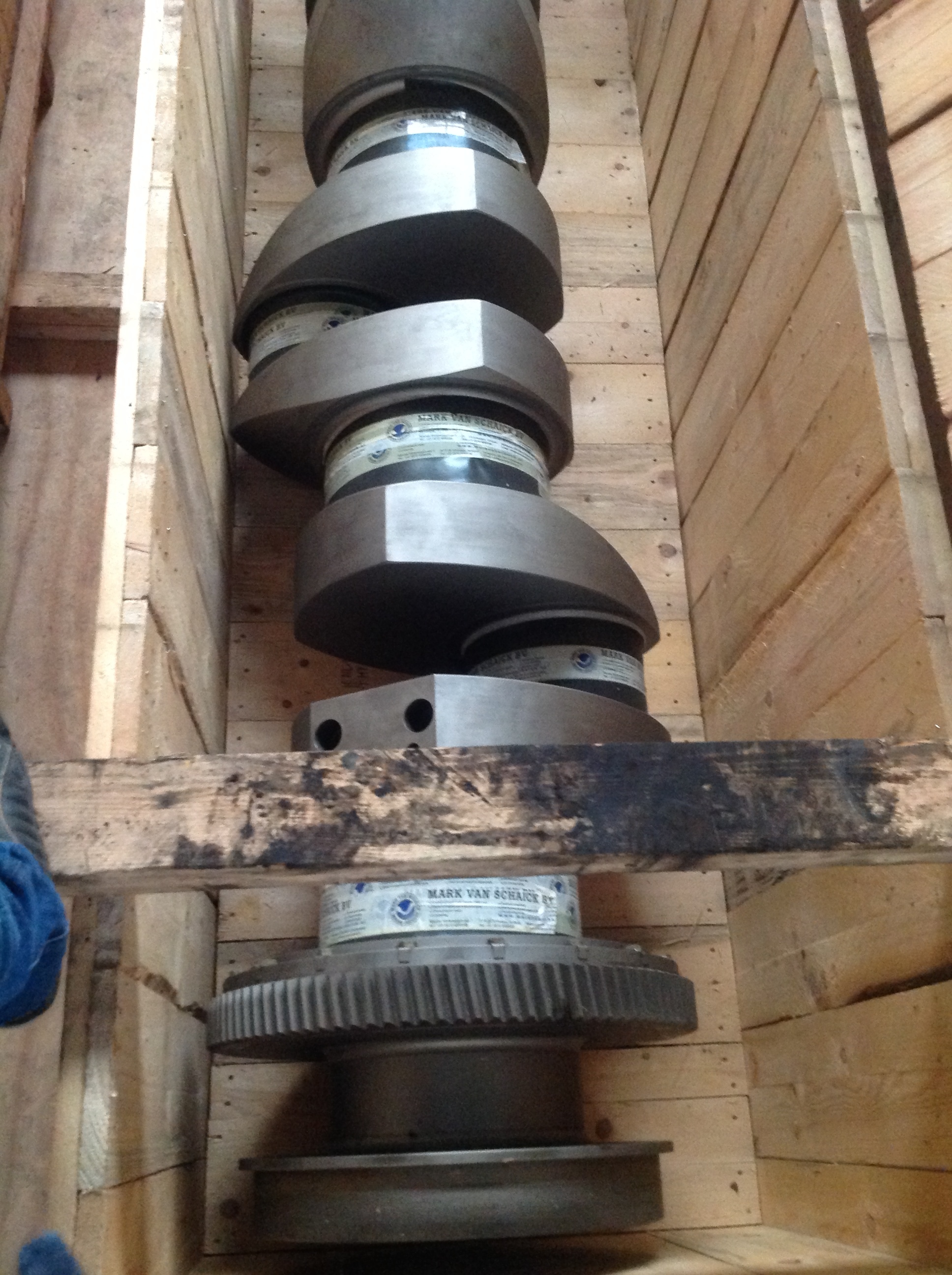 Used CRANKSHAFT DEUTZ SBV6M540