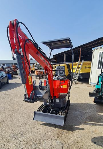 2022 Mini Excavator ATTACK AT10 - 950 kg.