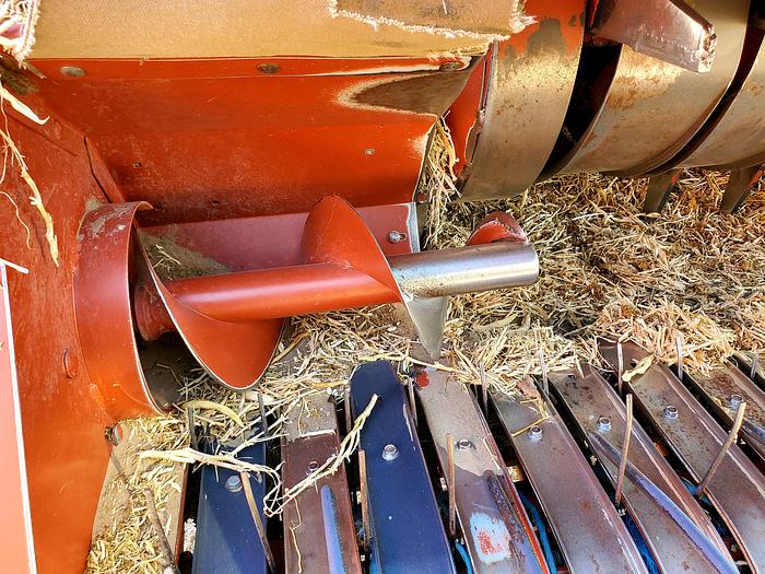 Used 2004 Hesston 4910 Baler w/ Accumulator