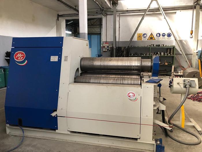 Used Calandra MG MH1230D