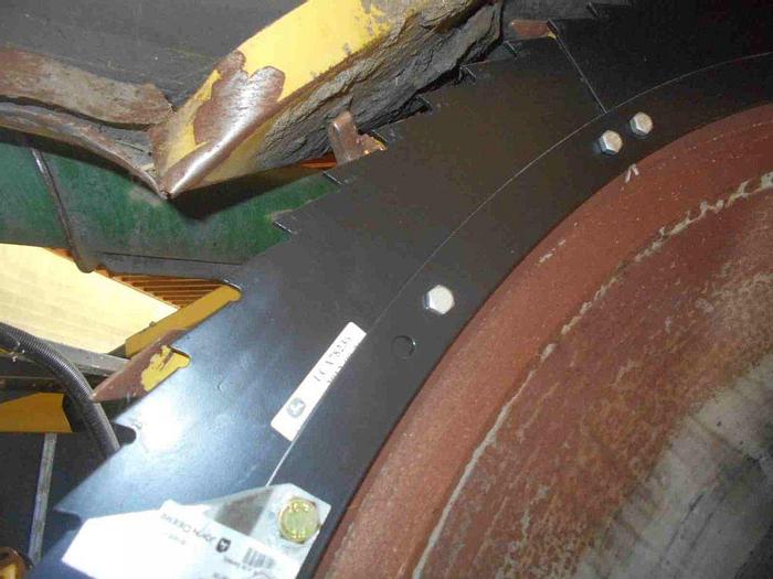 Used John Deere 678 Rotary Header