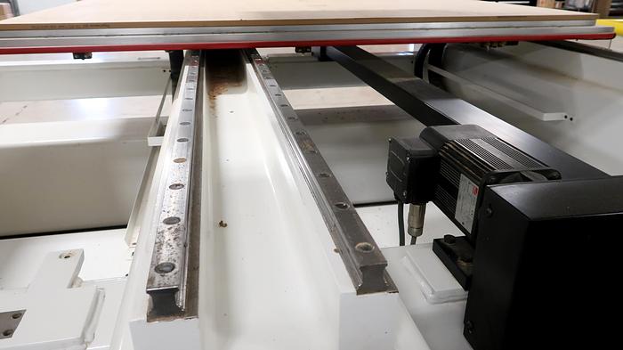 Used 2007 C.R Onsrud 146C18CD