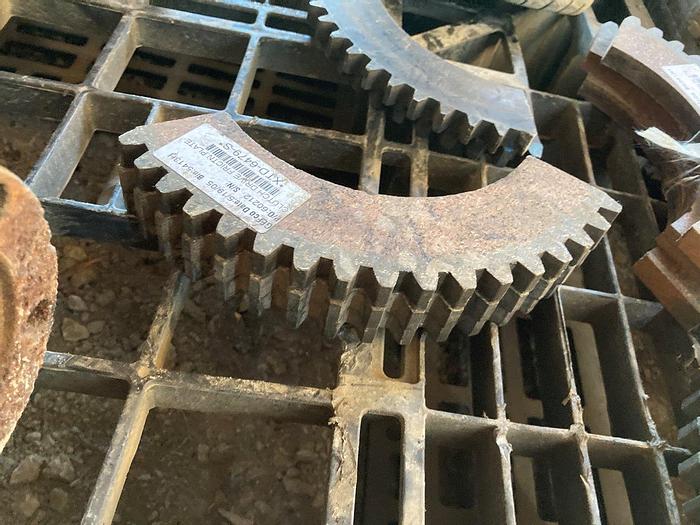 Used Clutch Drive Fibre Friction Plate Gears Wheels