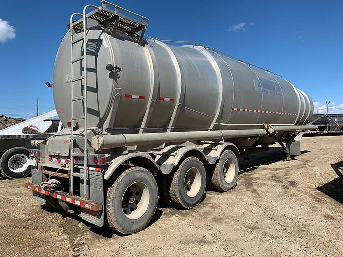 Used 2014 Bedard Pneumatic Dry Bulker Trailer