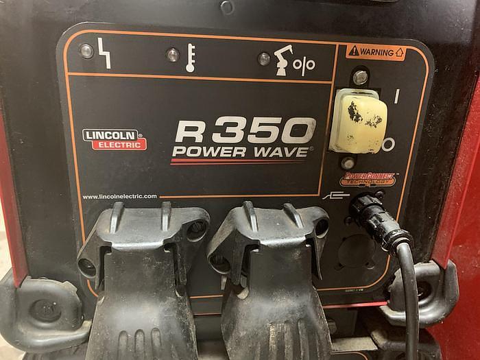 Used 2012 LINCOLN ELECTRIC  SYSTEM 20 MIG WELDING CELL WITH FANUC ARCMATE 100IC ROBOT AND R30iB CONTROLLER