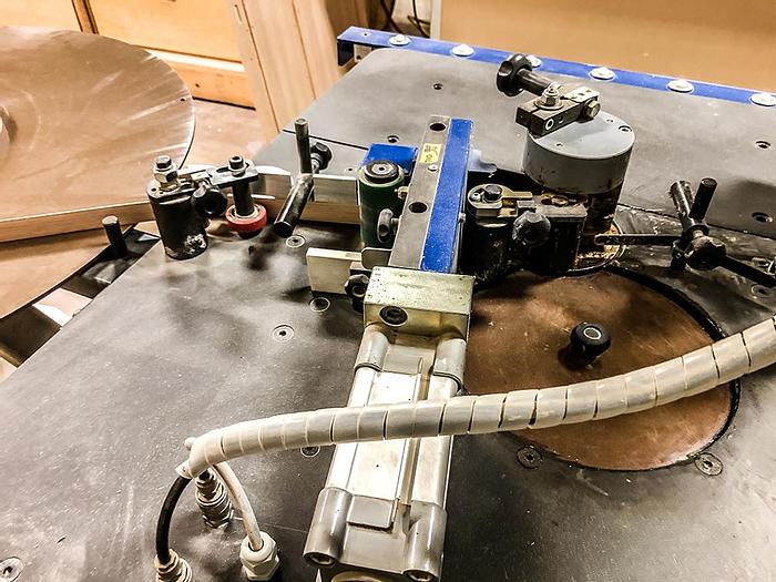 Used 2006 Fravol A-16 S Countour Edgebander