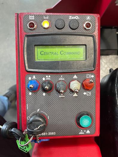 Used 2022 FACTORY CAT GTR V2.0 RIDER FLOOR SCRUBBER (33" CYLINDRICAL)