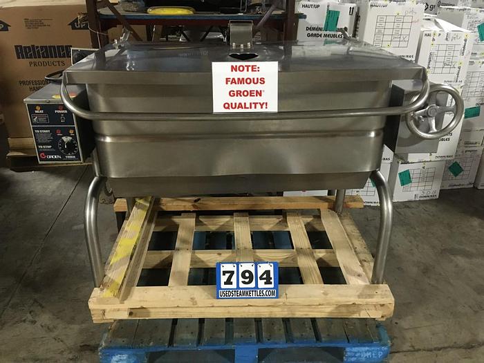 Used GROEN #HFP/2E, 40 GAL. NAT. GAS BRAISING PAN AUTO-TILTING SKILLET, (STOCK #794).