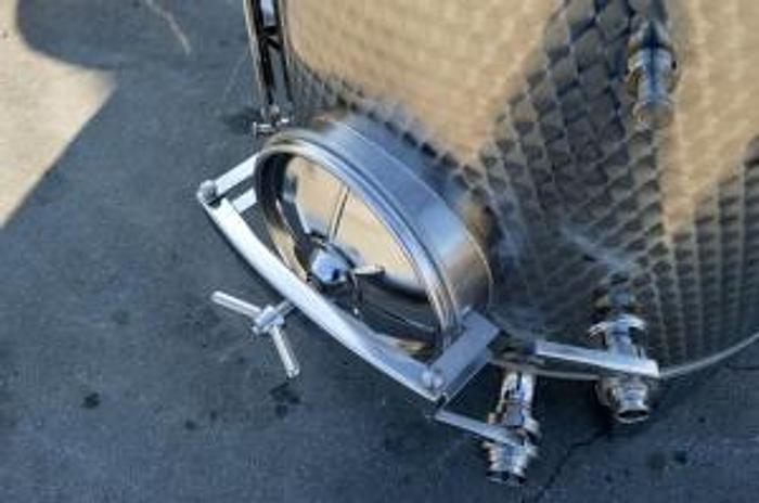 Letina 500 gal red fermenters