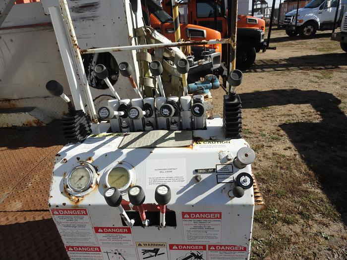 Used 2004 GMC / Terex T7500/ Comander 4045