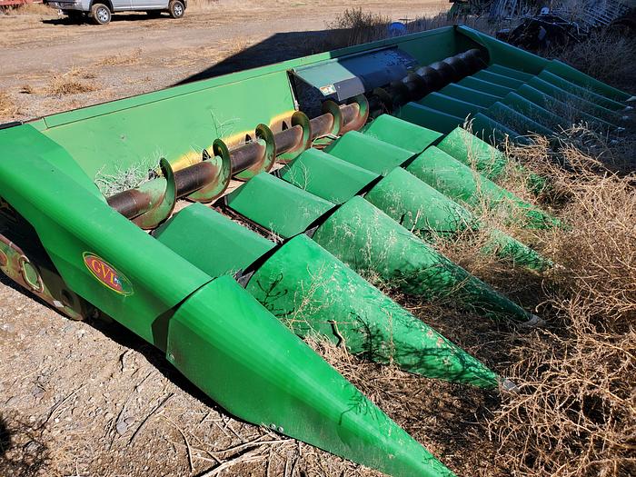 Used 12r22 John Deere Corn Header