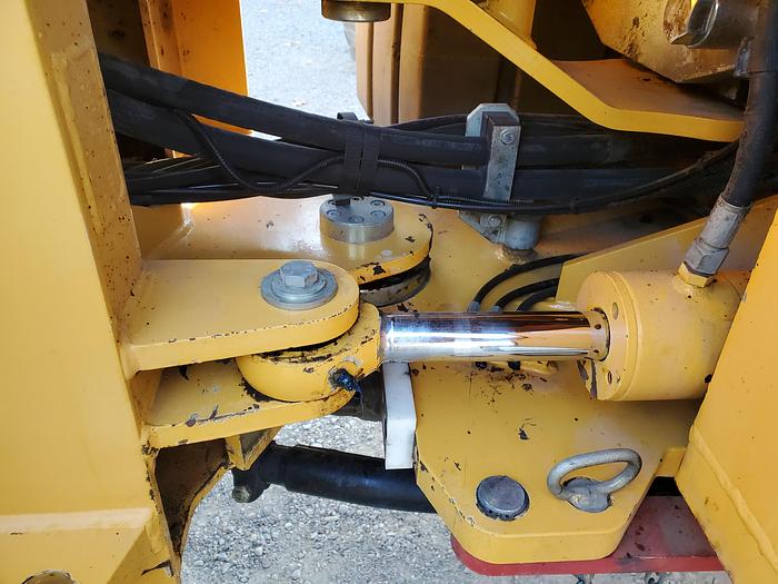 Used 2002 John Deere 344H