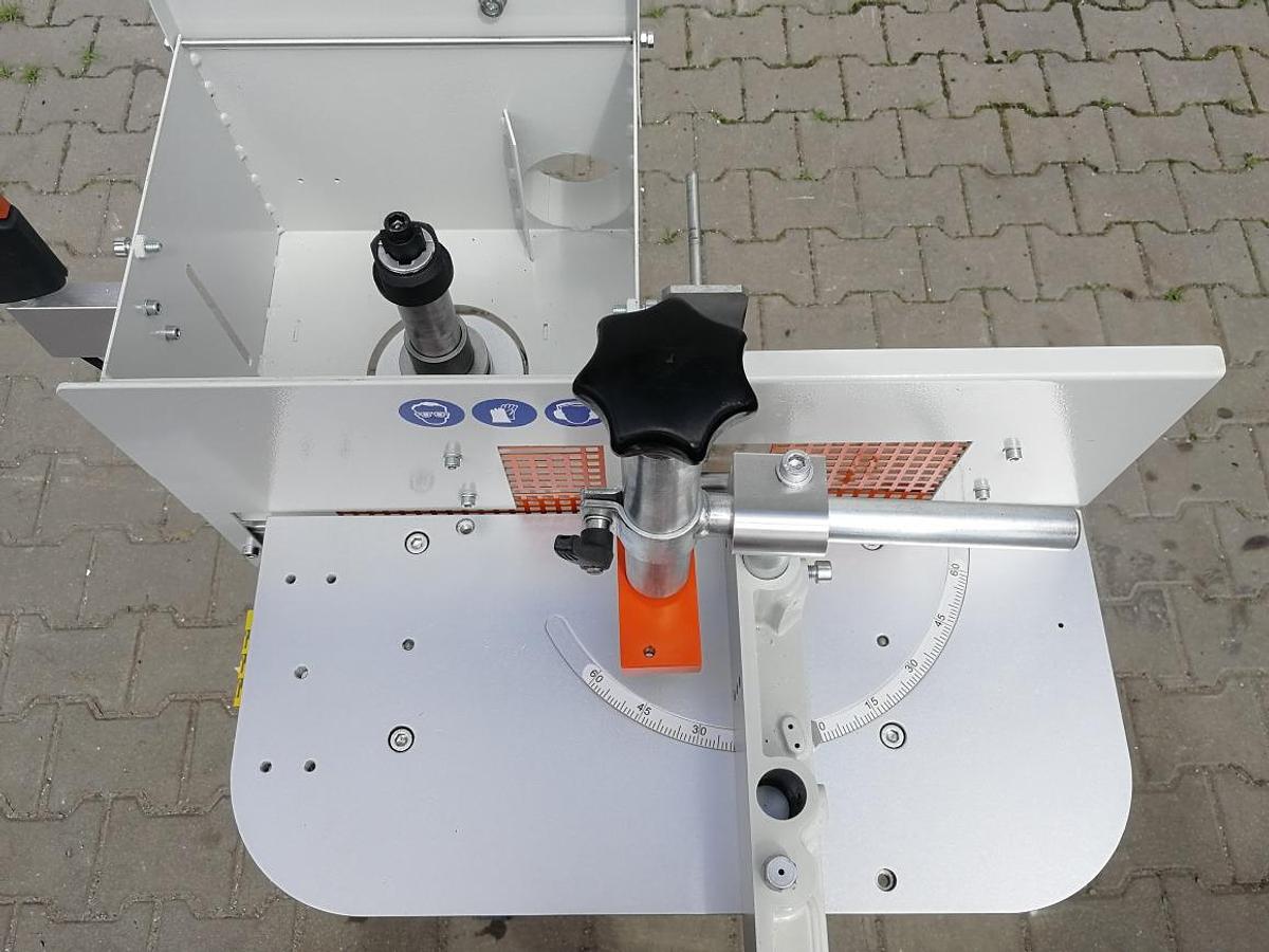 Używane FREZARKA DO SŁUPKA ELUMATEC AF 221 / 60 ROK 2002