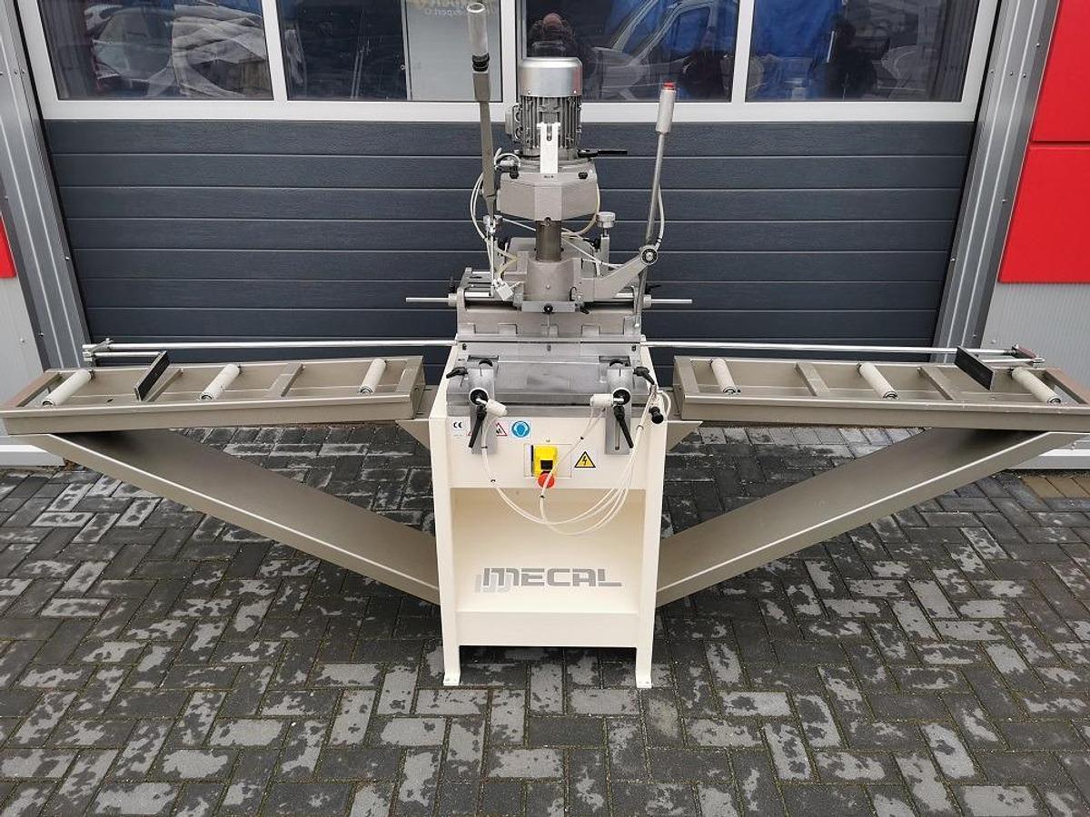 Used MECAL FR 810 MILLING AND COPYING MACHINE YEAR 2014