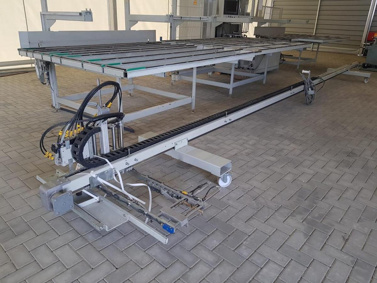 Used CNC URBAN CC SV 530 / 4B WITH TURNING STATION YEAR 2012