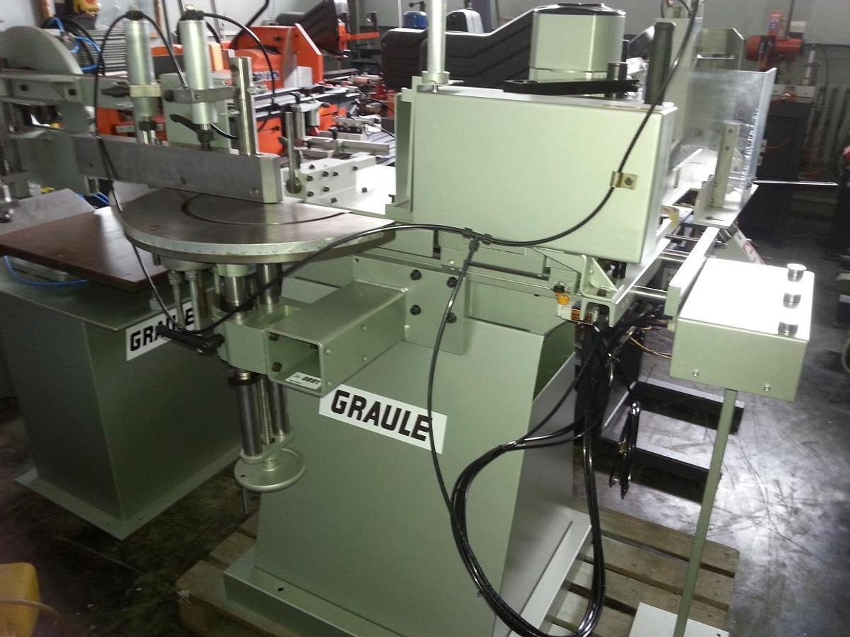 Używane FREZARKA DO SŁUPKA AUTOMATYCZNA GRAULE AKF 6/250