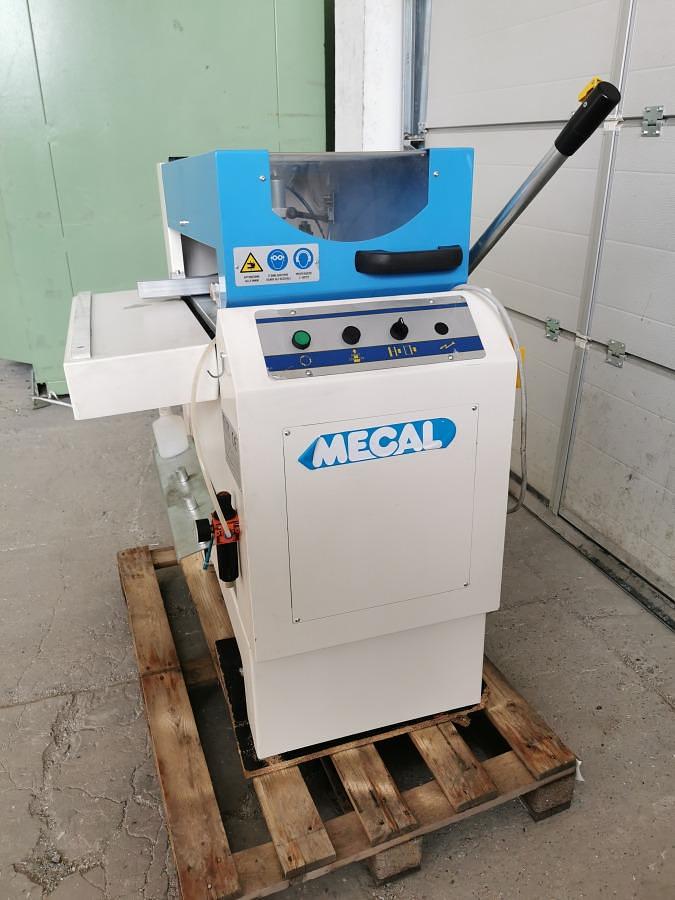 Used POLE MILLING MACHINE MECAL FR 711 YEAR 2008