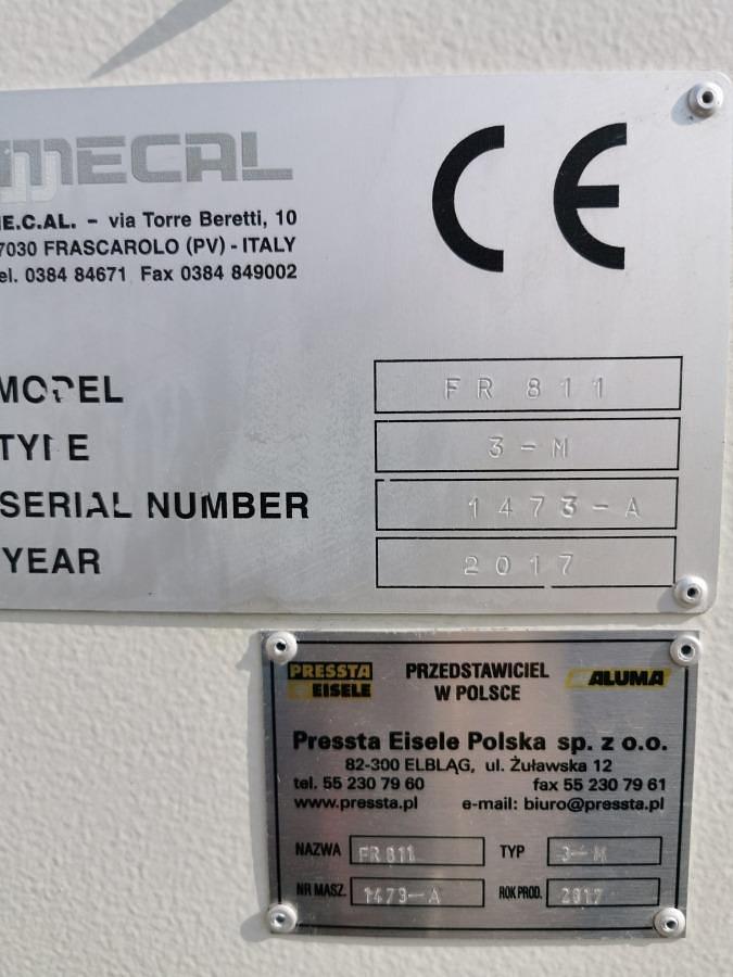 Used MECAL FR 811-3 MILLING AND COPYING MACHINE (HANDLE) YEAR 2017