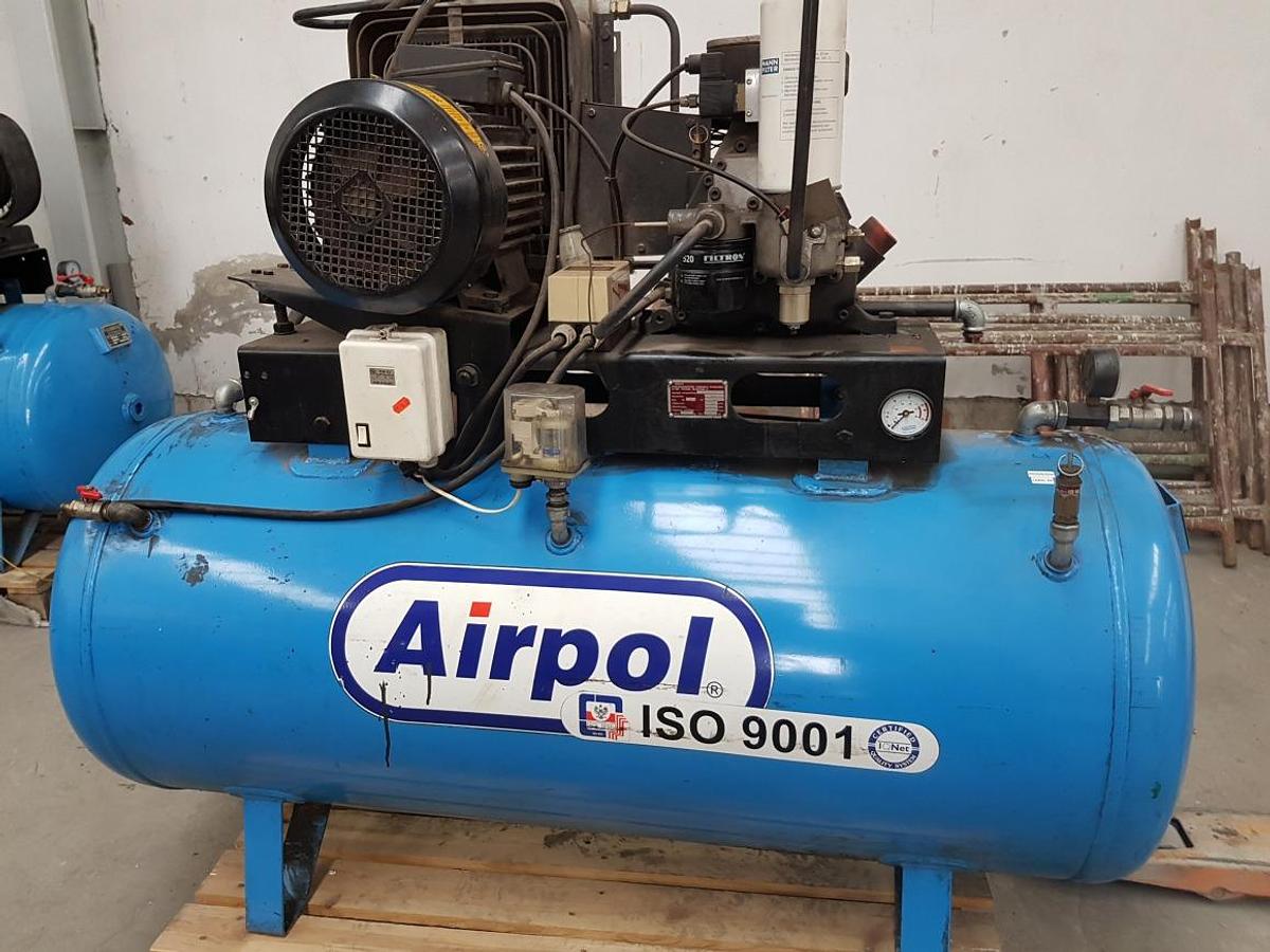 Used COMPRESSOR - SCREW COMPRESSOR AIRPOL 5/0,8 NK40 YEAR 2002