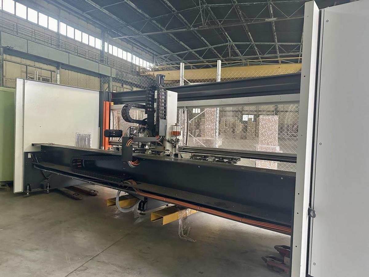 Used MACHINING CENTRE ELUMATEC SBZ 122/70 PLUS YEAR 2022